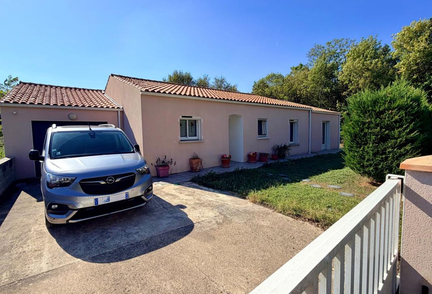 Maison de plain-pied de 125 m² avec jardin sans vis-à-vis — photo 1