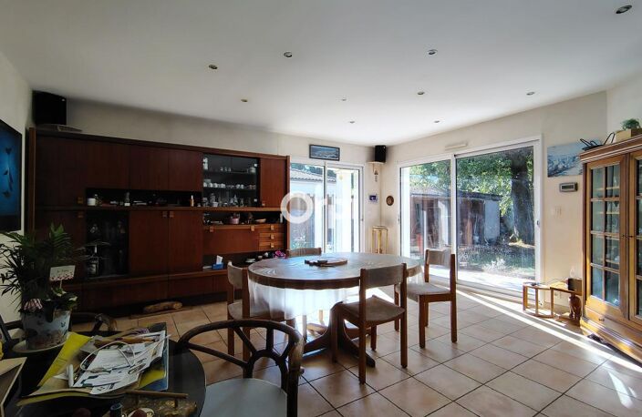 Breuillet – Maison familiale de 186 m² sur terrain de 1 000 m² — photo 4