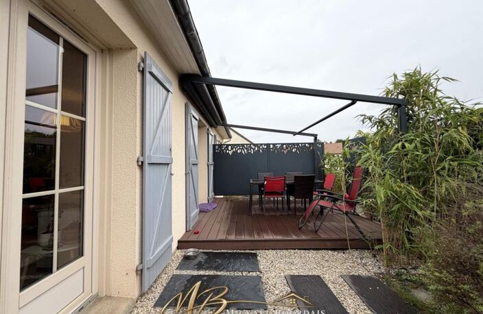 Maison familiale de 125 m² avec 5 chambres, grand sous-sol et deux terrasses – Brette-les-Pins — photo 3