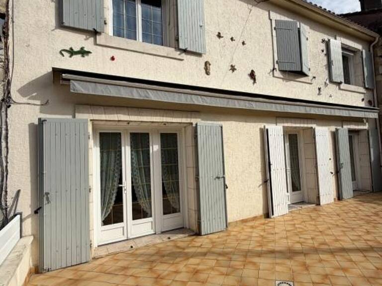 Ruelle. Maison 137 m² avec garage — photo 1