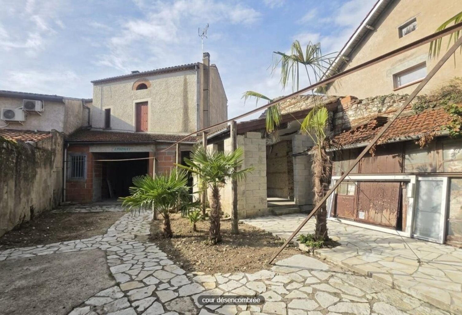 Maison de ville à rénover VILLENEUVE SUR LOT (47) — photo 1
