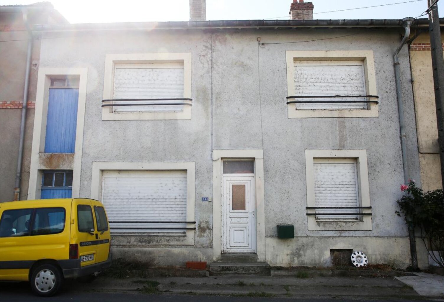 A proximité de la Belgique et du Luxembourg MAISON DE VILLAGE 5 PIECES  164 m² À RÉNOVER – BEAU POTENTIEL ! — photo 1