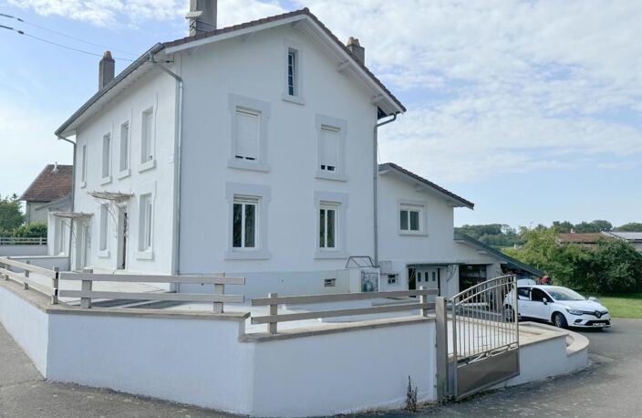 Maison à vendre 9 pièces MONTIGNY (54) — photo 2