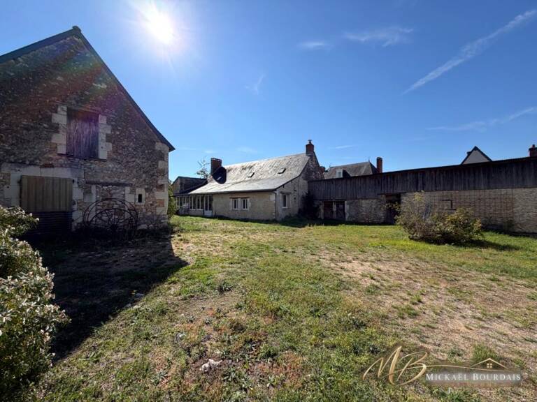 CHALONNES-SOUS-LE-LUDE – PROPRIÉTÉ DE CHARME AVEC DEUX HABITATIONS, GRANGE ET PARC ARBORÉ — photo 1