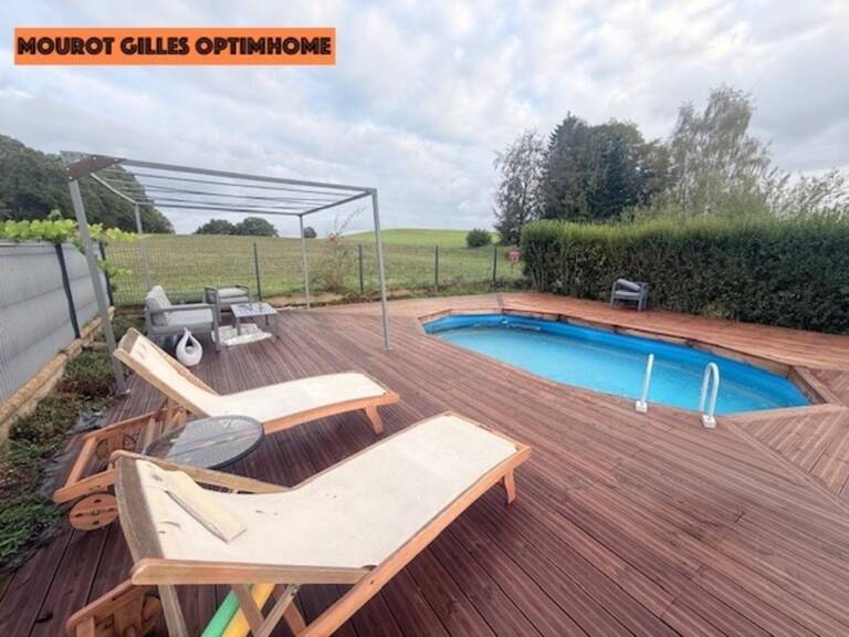MAISON DE 223 m² AVEC PISCINE ET TERRAIN DE 1 150 m² À HADOL — photo 1