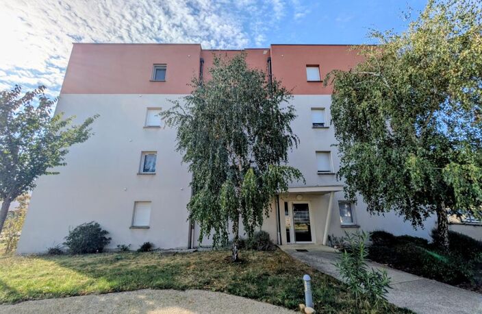 Appartement À Vendre — photo 2