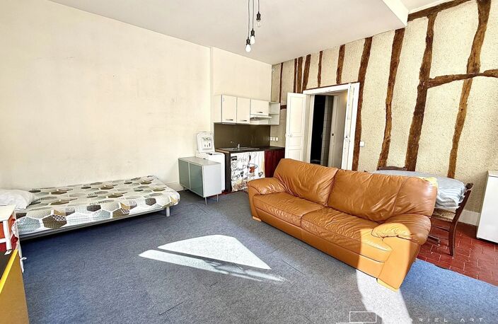 Studio meublé à louer — photo 2