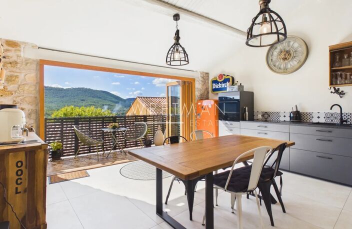 Charmante maison de village avec terrasse et vue sur les colline — photo 3