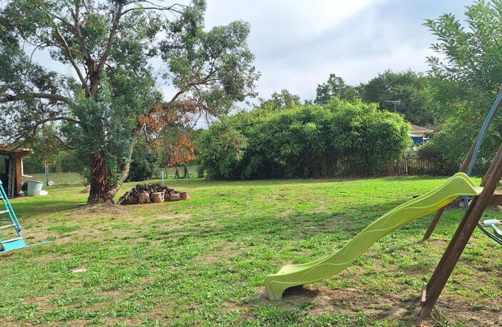 MAISON AVEC PISCINE ET GRAND TERRAIN A VENDRE PROCHE LANGON — photo 2