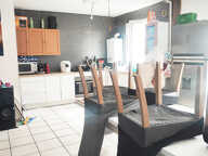 NEVERS – BEL APPARTEMENT 5 PIÈCES DE 106 M² AVEC TERRASSE – IDÉAL INVESTISSEUR OU FAMILLE — photo 2