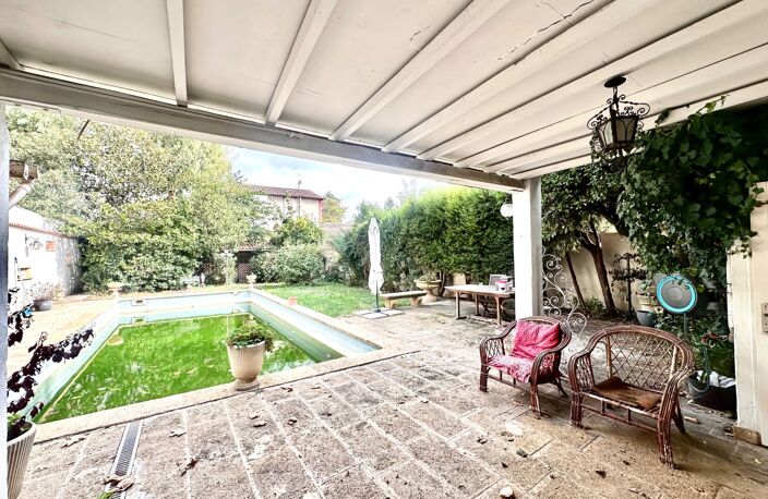 MARSEILLE 11ᵉ – LA POMME | MAISON DE CHARME DES ANNÉES 1920 – 190 M² – JARDIN, PISCINE ET GARAGE — photo 5