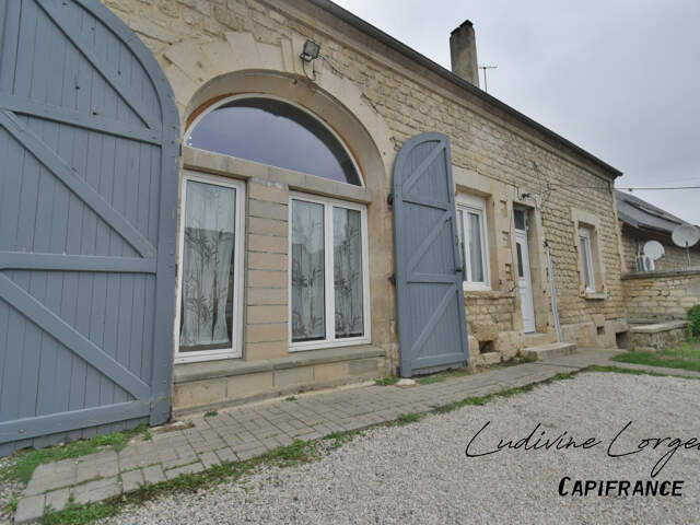LEUILLY SOUS COUCY (02)- 160m2-Maison en pierre à vendre 7 pièces - 6 chambres dont une suite parentale de plain-pied - Garage – Dépendance - Terrain clos de 1 199 m² — photo du bien