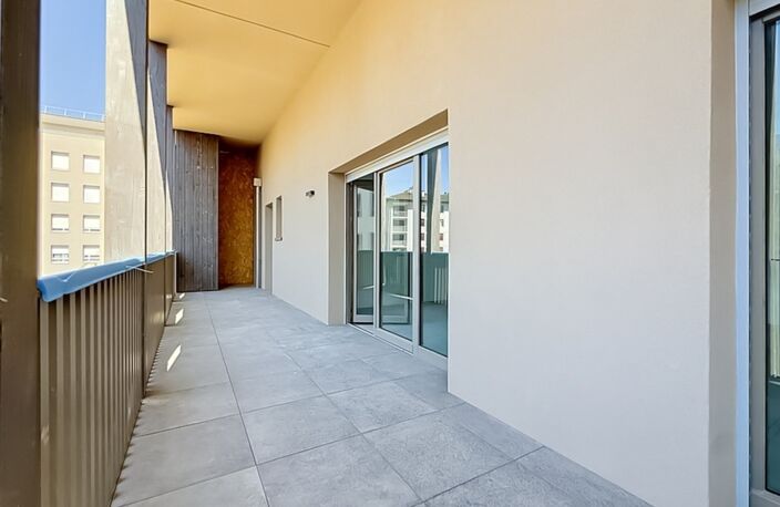 Appartement T5 116 m² dernier étage, terrasse 23 m², 2 garages - ANNECY (74) — photo 5