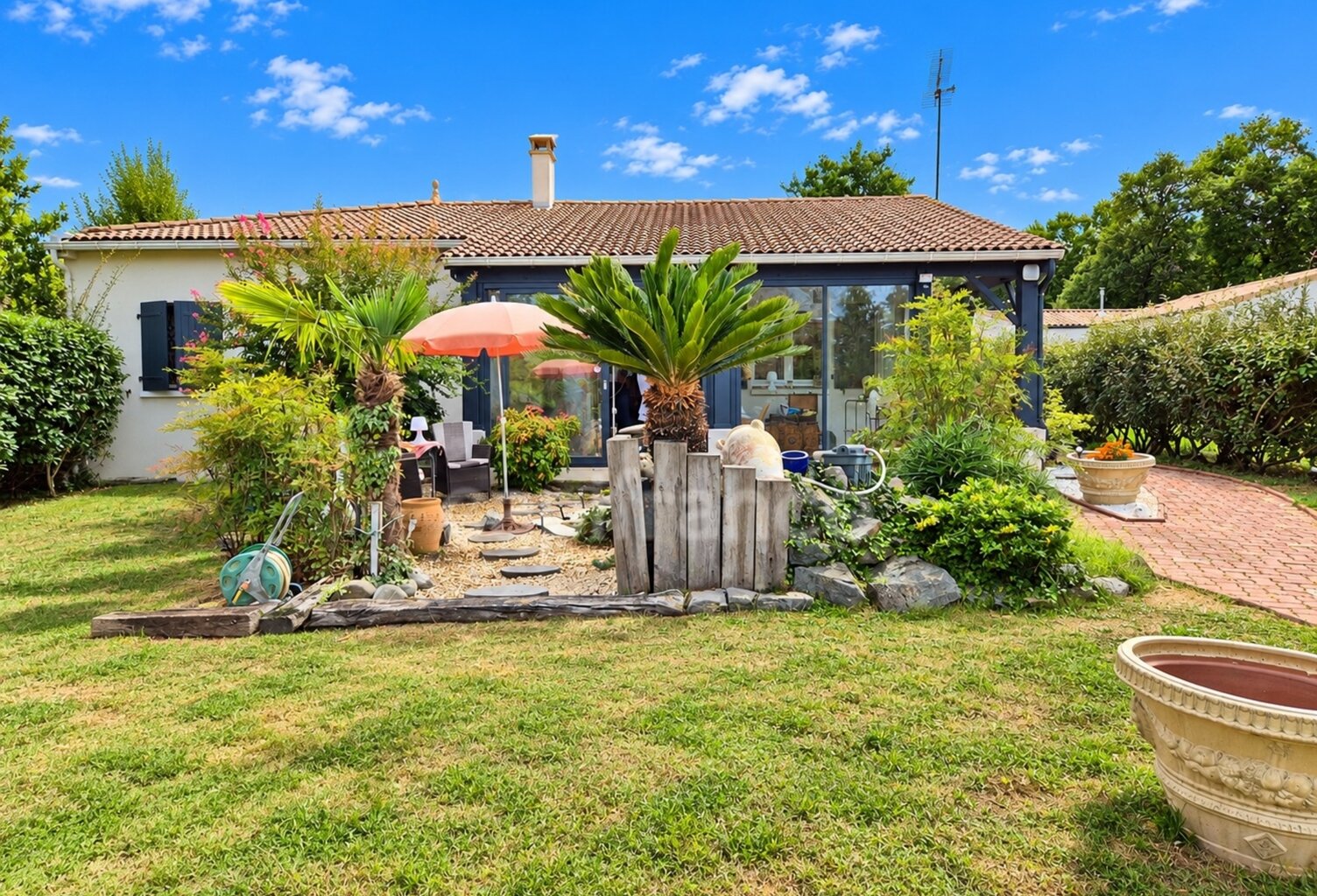 BREUILLET – Maison 4 pièces – 125 m² – Terrain 1 465 m² — photo 1