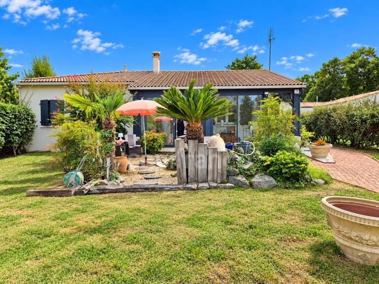 BREUILLET – Maison 4 pièces – 125 m² – Terrain 1 465 m² — photo 1
