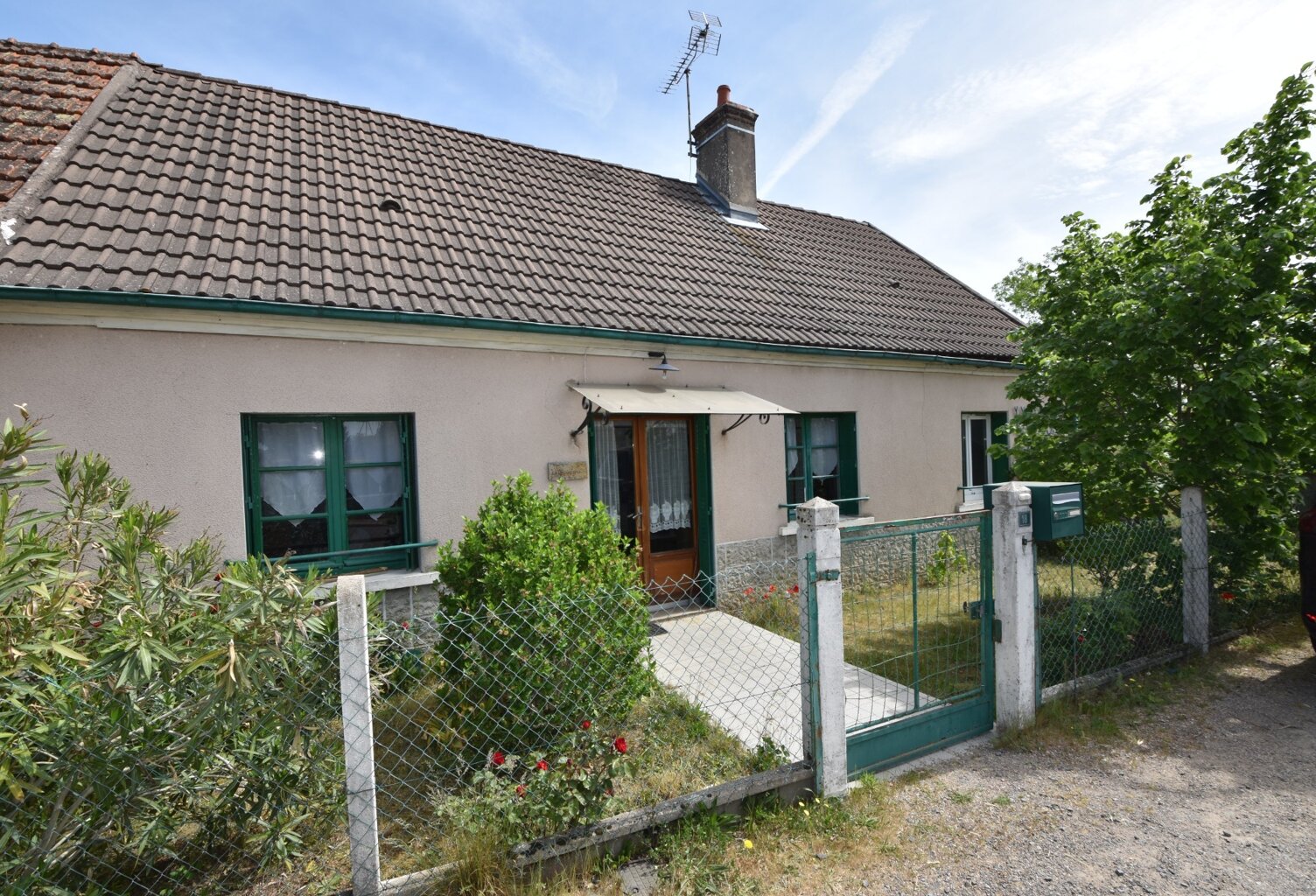 Maison à vendre 3 pièces GANNAY SUR LOIRE (03) — photo 1