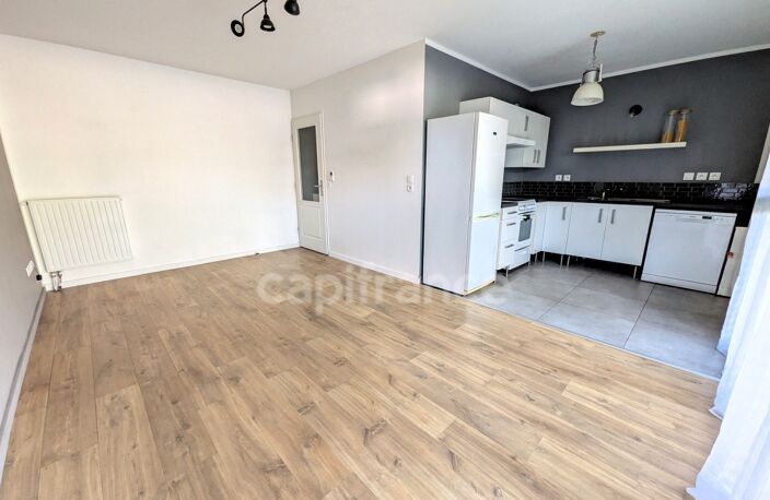 T2 en rez-de-jardin avec 2 places de parking — photo 2