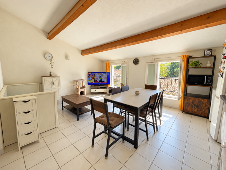 INVESTISSEMENT IDEAL - APPARTEMENT T3 LUMINEUX — photo 1