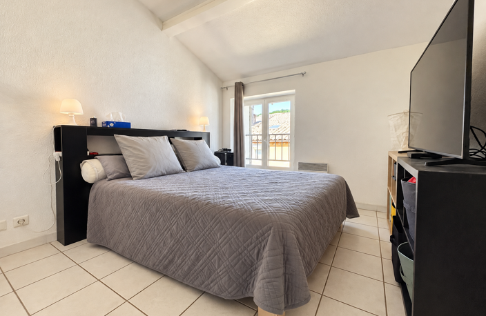 INVESTISSEMENT IDEAL - APPARTEMENT T3 LUMINEUX — photo 4