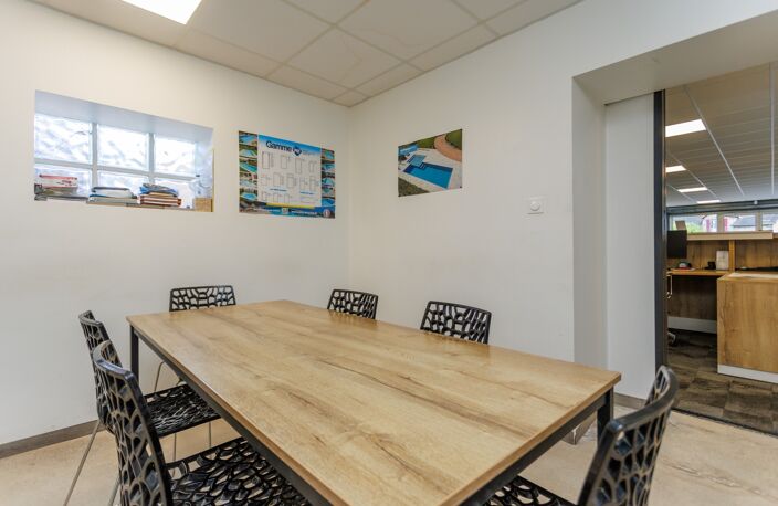 Local/bureau 245M2 à louer PARAY LE MONIAL (71) prox centre-ville 1350 € HT/mois — photo 5