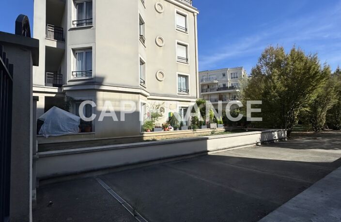 STUDIO DE 33 M² AU BOURGET – CALME ET SÉCURISÉ — photo 2