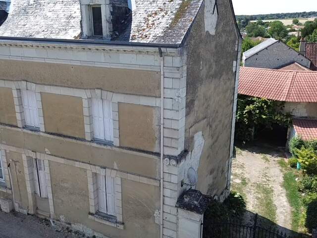 Maison de village 100m² + dependances et grand terrain — photo du bien