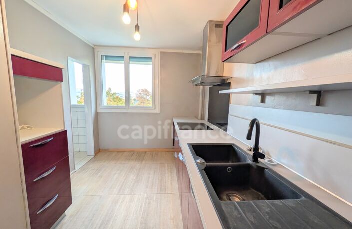 Appartement à louer 4 pièces CENON (33) — photo 4