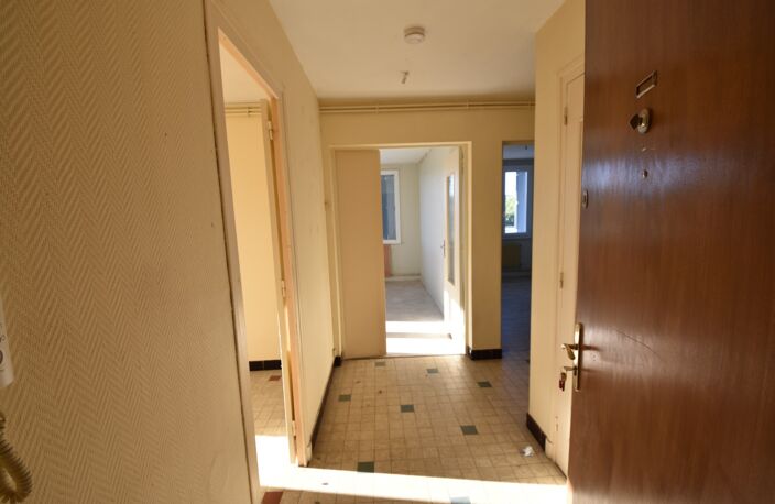 Appartement à vendre 4 pièces DIGOIN (71) — photo 2