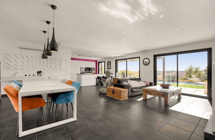 Maison contemporaine de prestige de 154 m² avec piscine et vue panoramique sur le Lauragais — photo 2