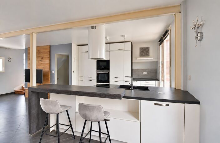 Maison 5 pièces Epinay sur Orge - véranda - sous-sol total - grand garage de 25m² - dépendance dans le  jardin — photo 4