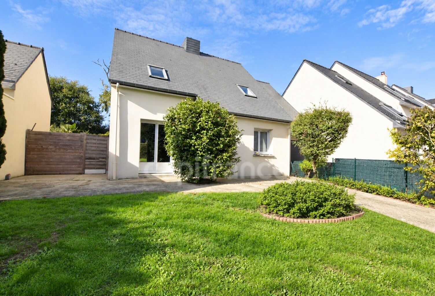 Vie de plain-pied 6 chambres sur parcelle de 495 M² — photo 1