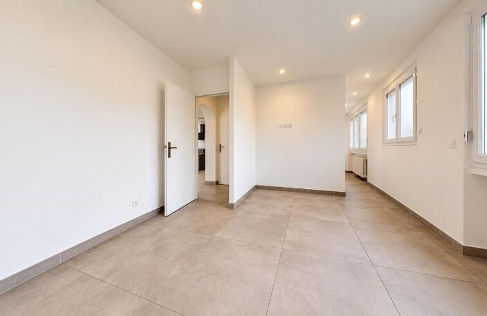 À louer – Belle maison familiale de 3 chambres à Saint-Just-Saint-Rambert (Chemin des Danses) — photo 3