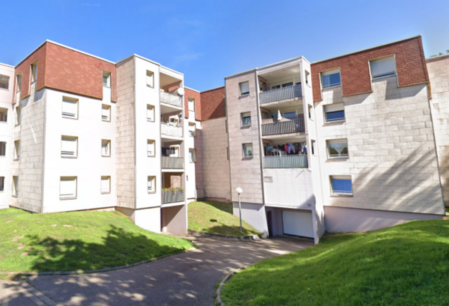 Location - Appartement T4 - 82m2 - Falck — photo 1
