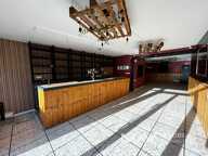 FAUQUEMBERGUES - LOCAL COMMERCIAL DE 104M² SUR GRAND PLACE — photo 2