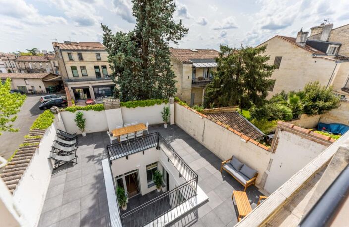 COLIVING DE STANDING SAINT GENES — photo 2