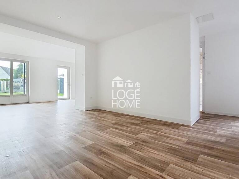 Maison entièrement rénovée en 2025 – 94 m² habitables avec un espace de vie de 34 m², jardin, garage — photo 1