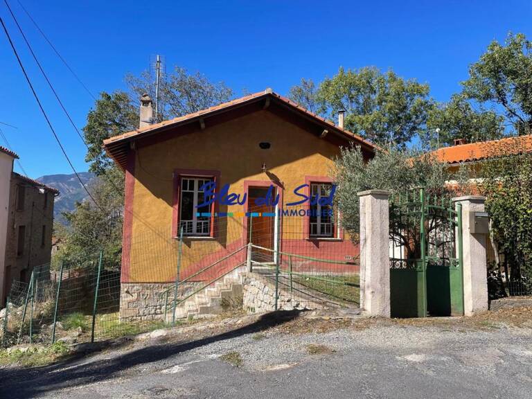 Maison à louer Fillols — photo 1