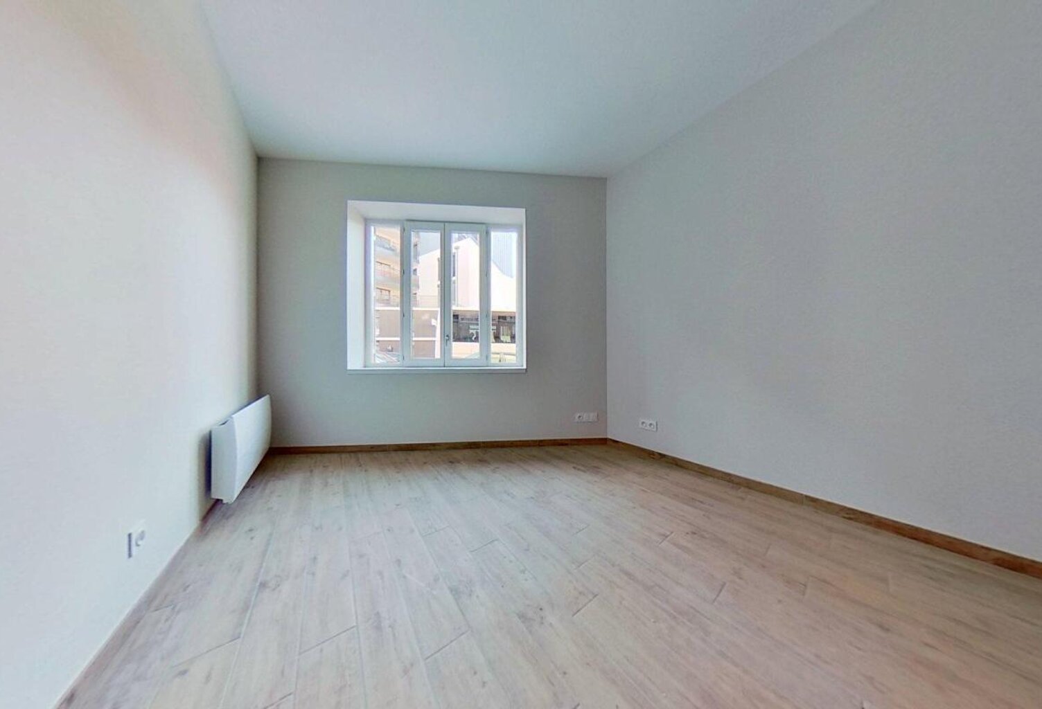 7 avenue Camille Rousset-Bron-69500-003   - T1 Non meublé - 540 €CC — photo 1
