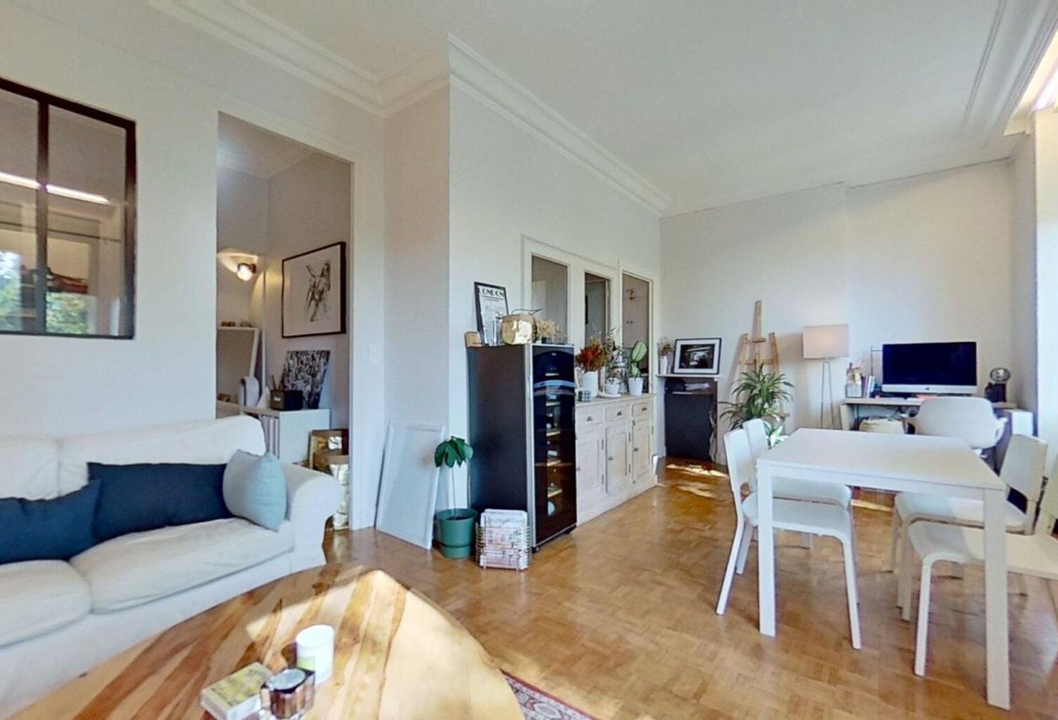 25 cours d'Herbouville - Lyon - 69004 - T2 Meublé - 990 €CC — photo 1