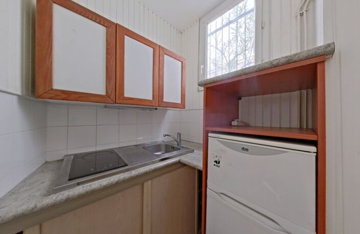 STUDIO - COMMERCES / CROIX NIVERT — photo 3
