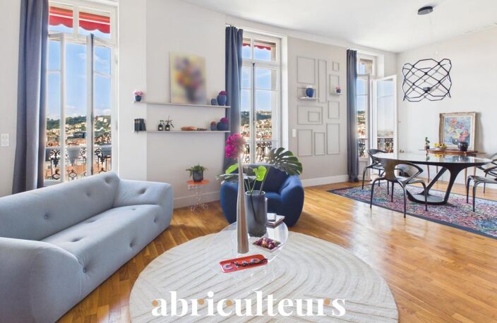 Superbe appartement rénové de 174,66 m² – Vue exceptionnelle, balcon et prestations de standing – Boulevard de Cimiez, Nice — photo 2
