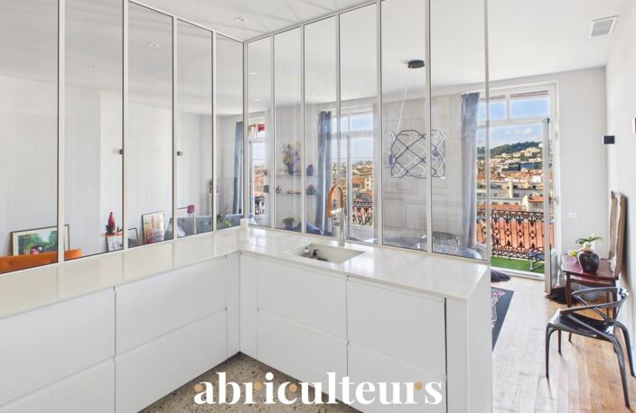 Superbe appartement rénové de 174,66 m² – Vue exceptionnelle, balcon et prestations de standing – Boulevard de Cimiez, Nice — photo 5