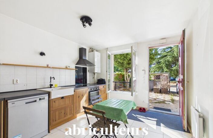 Maison familiale sur 3 niveaux avec jardin, terrasses et garage à Gennevilliers — photo 3