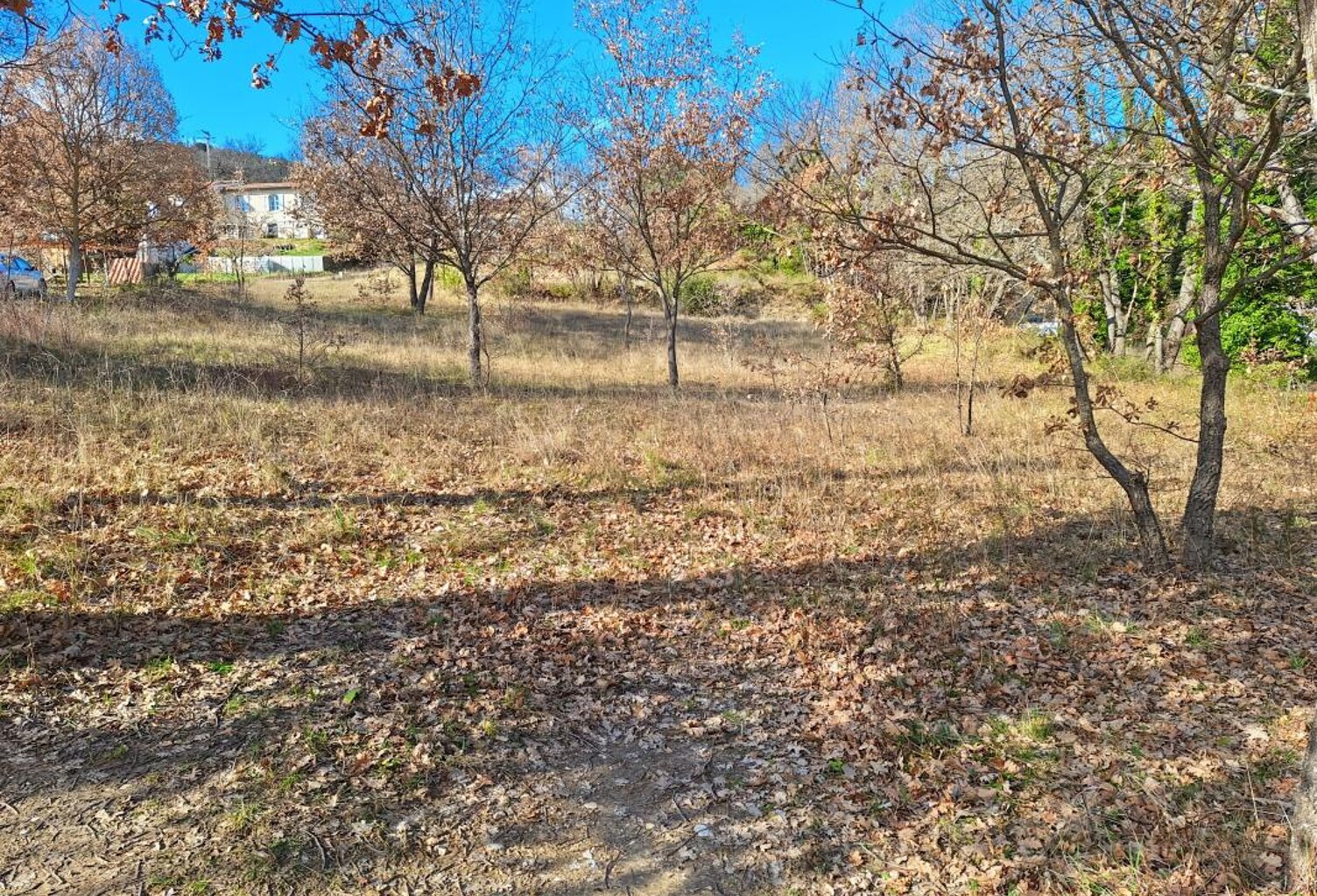 A VENDRE QUINSON  Belle parcelle constructible 636 m² au cœur du Verdon — photo 1