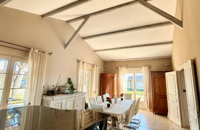 Maison de 10 pièces de 470 m² à Arçais — photo 4