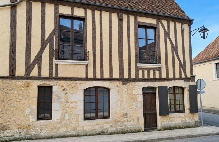 Maison de 11 pièces de 349 m² située à Nogent-le-Rotrou — photo 2