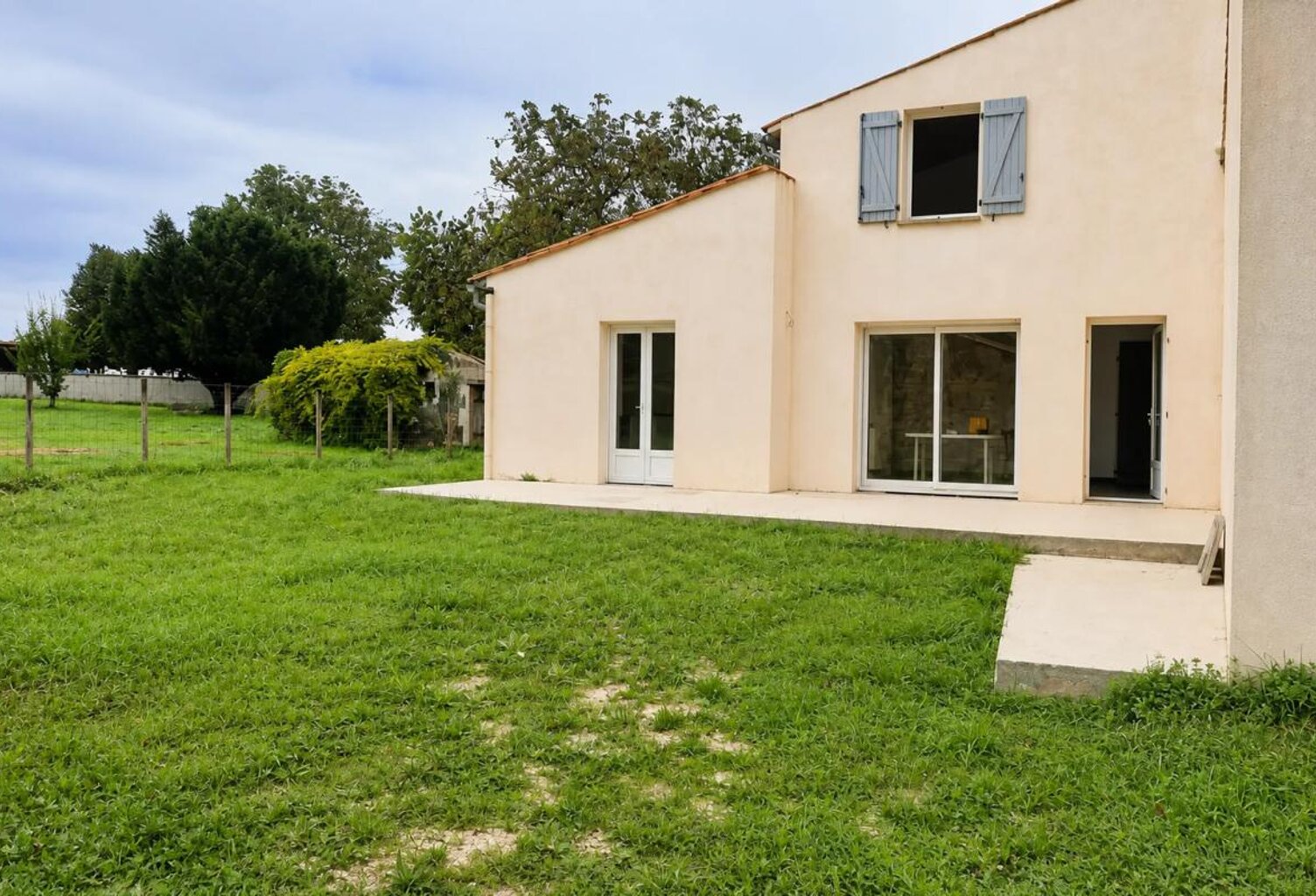Maison de 4 pièces de 86 m² à Plassac — photo 1