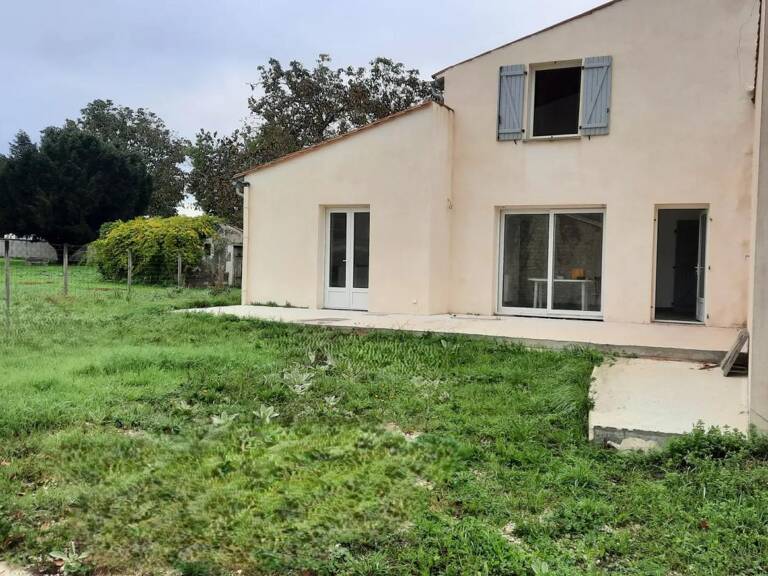 Maison de 4 pièces de 86 m² à Plassac — photo 1