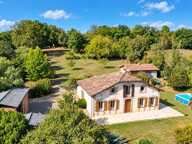 Maison de 6 pièces de 208,48 m² à Escornebœuf — photo 2