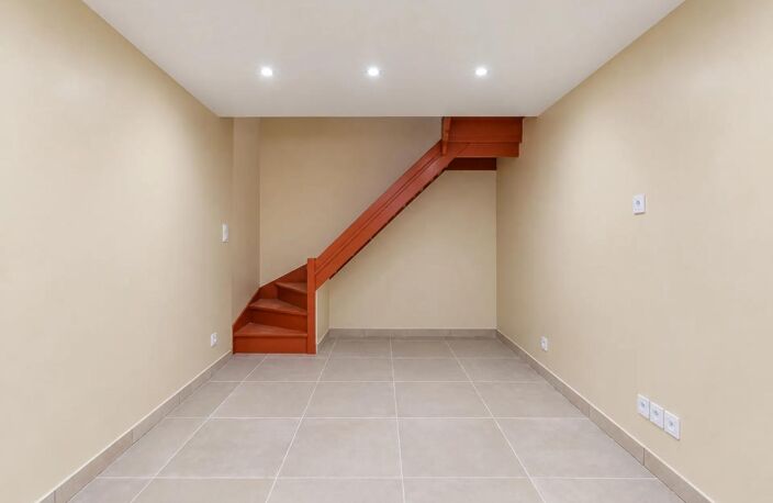 Maison de ville entièrement rénovée 90m2 au centre de Marseillan — photo 5